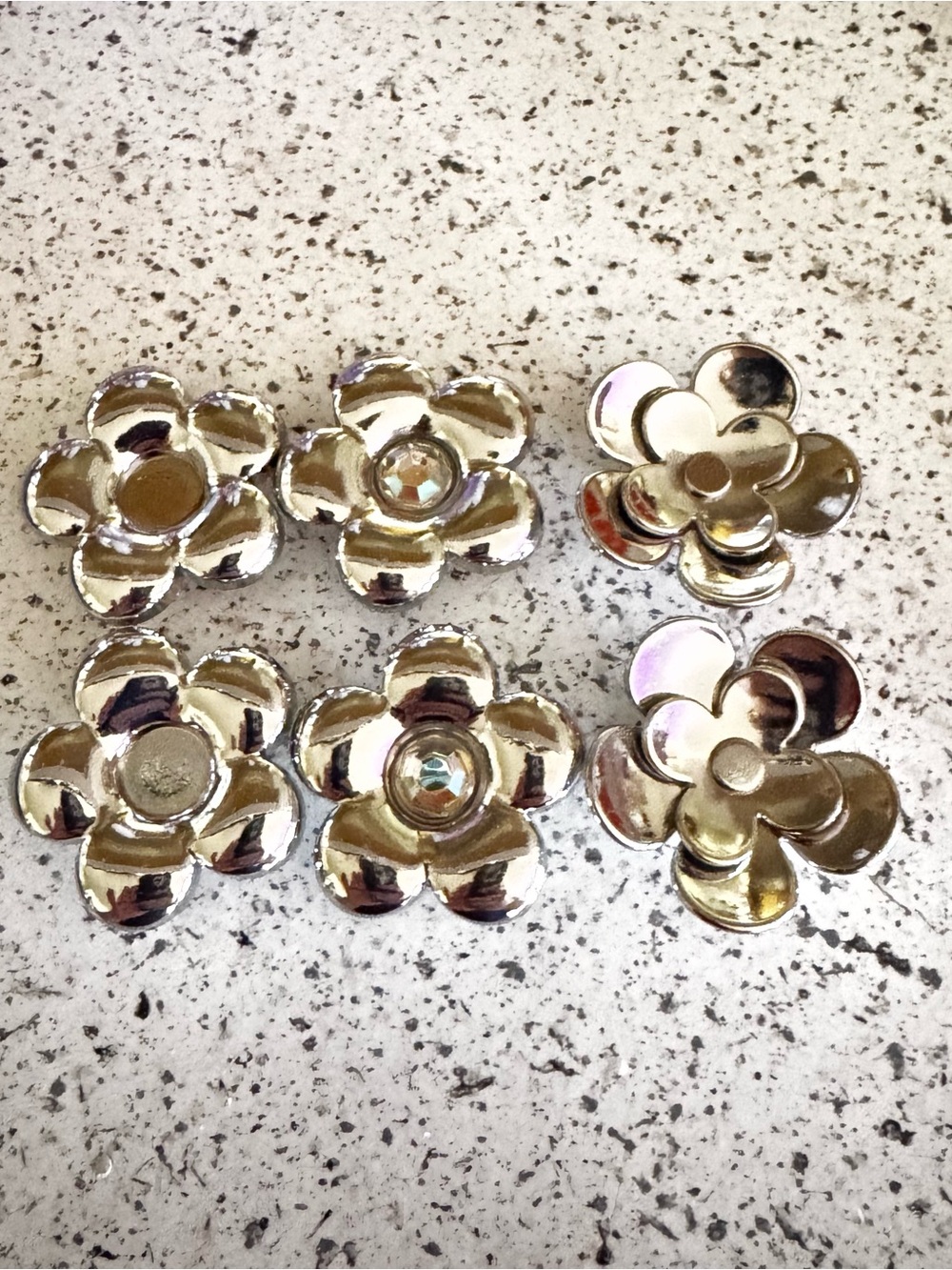 CROCS Chrome Flower Jibbitz - Pack of 6